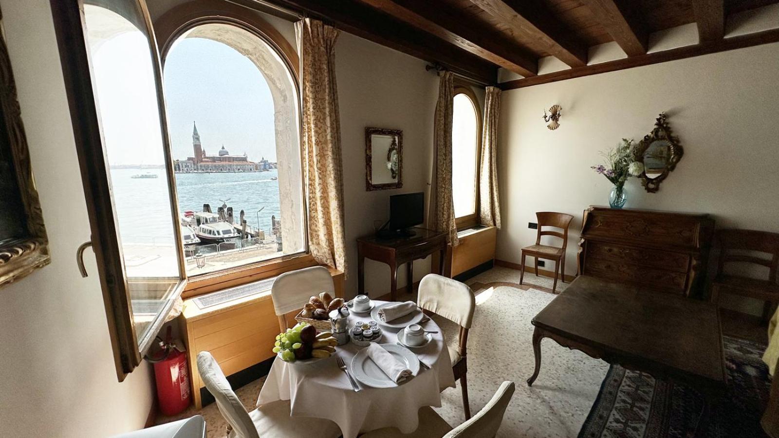 San Simeon Apartments Venecia Exterior foto